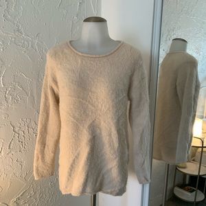 Oversize fuzzy sweater